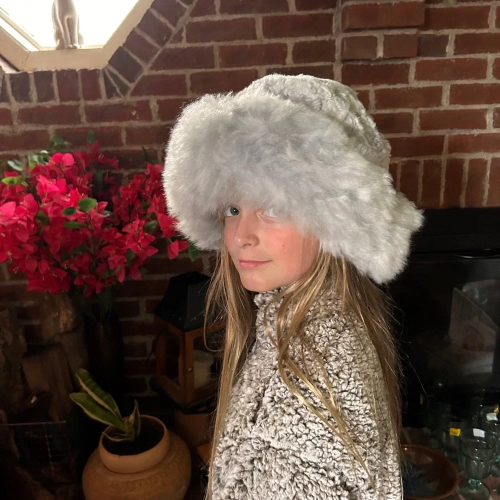 Alpaca Fur Cossack Hat & Detachable Collar Set Gray Peruvian Soul Women Girls